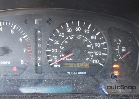 2000 Toyota Sienna Le z USA, uszkodzony, nr VIN 4T3ZF13C8YU227851